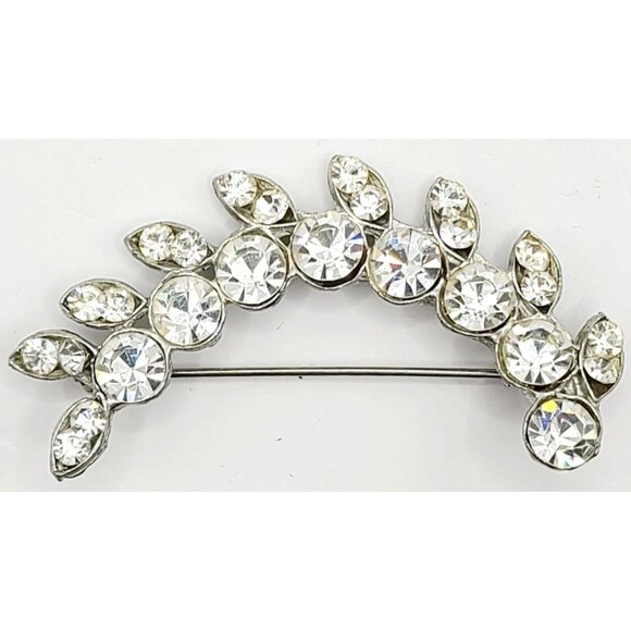 Unbranded Jewelry - Vtg Rhinestone Laurel Leaves Brooch Flower Leaf Silver Tone w/ Clear Pin